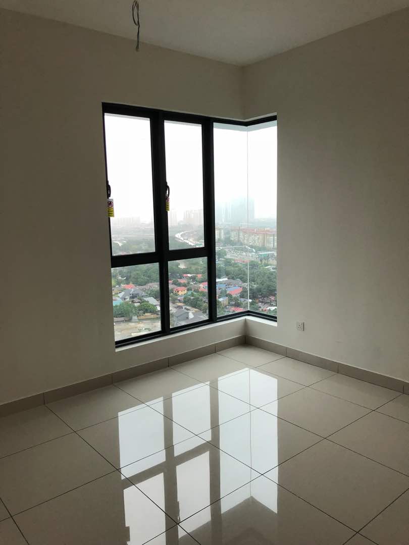 KL Traders Square 4R2B Basic Furnished 1CP - photo 5