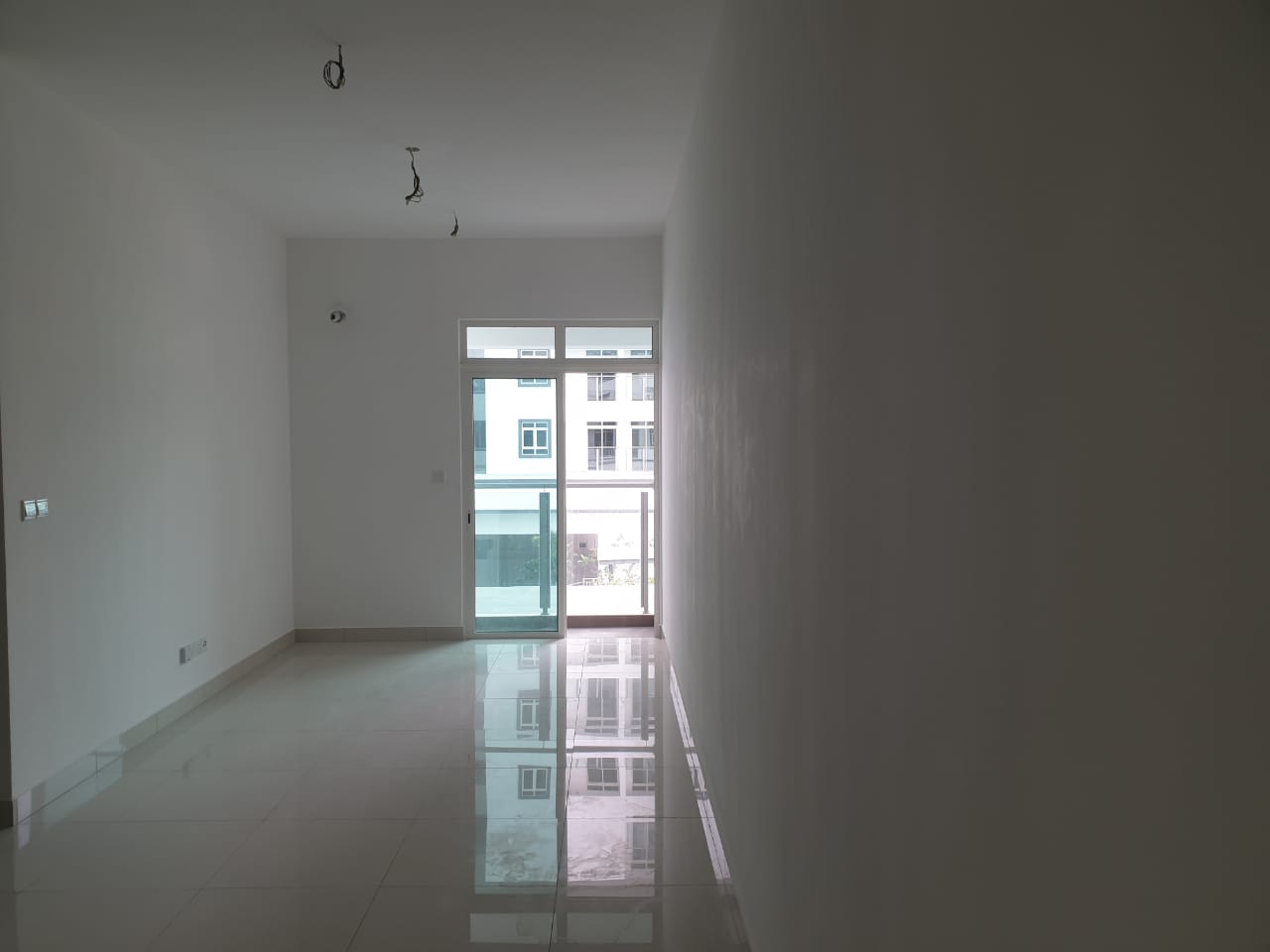 TR Residence 2R1B 753SF - photo 5