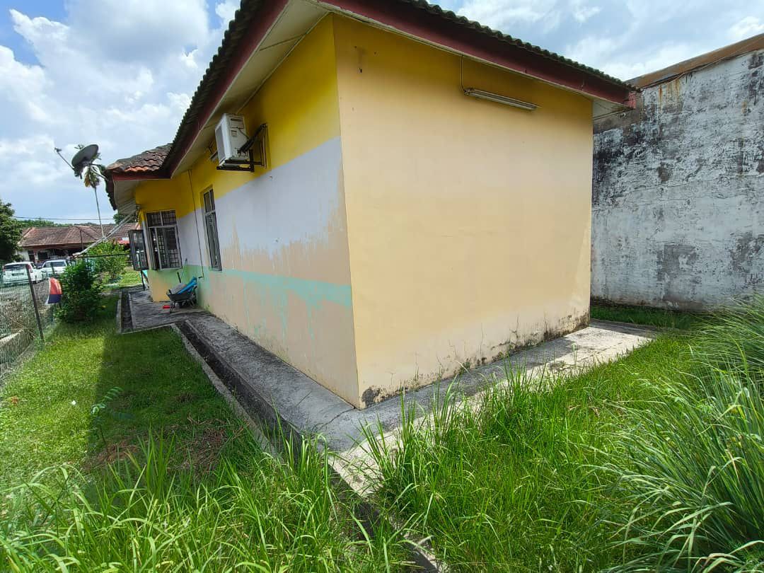 Taman Teratai Single ...