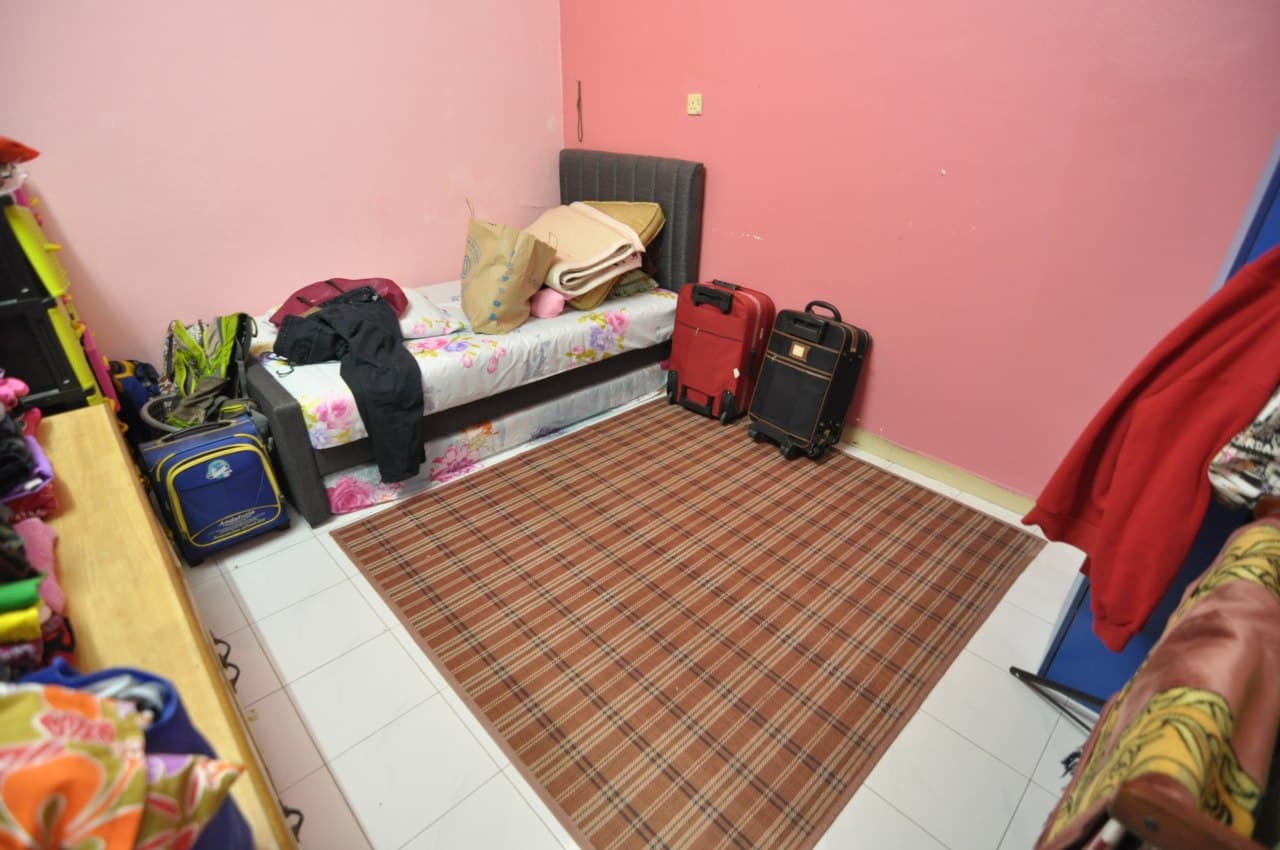 RENOVATED TERMURAH 2 Storey House Sec 36 Shah Alam - photo 4