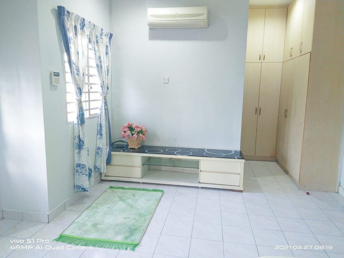 End Lot Double Storey Terrace Taman Kajang Prima - photo 11