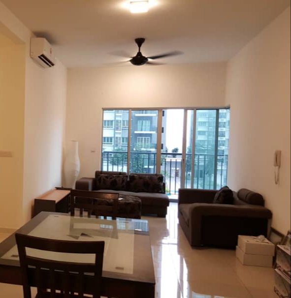 Corner Lot with Balcony Southville Apartment Bangi - photo 4