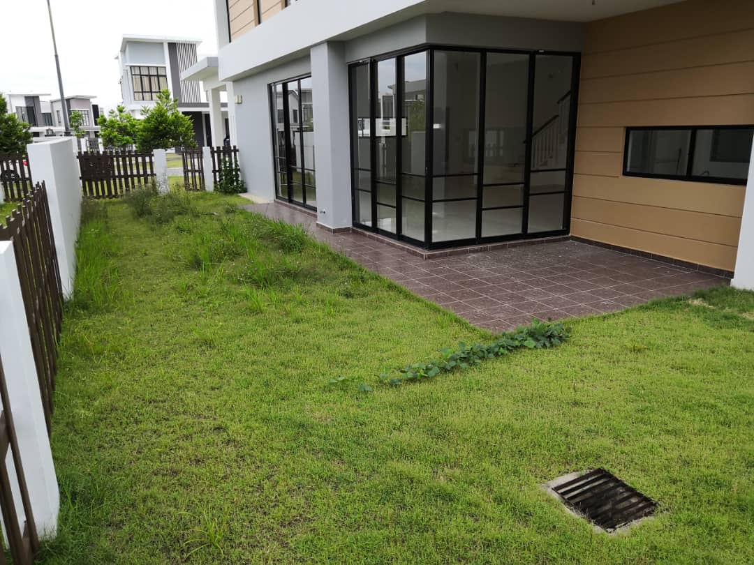 Hot Non cluster Semi D Aravia Setia Ecohill - photo 8