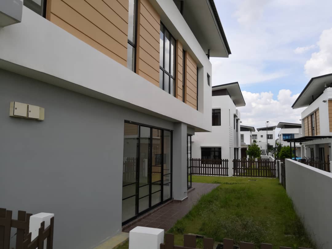 Hot Non cluster Semi D Aravia Setia Ecohill - photo 9