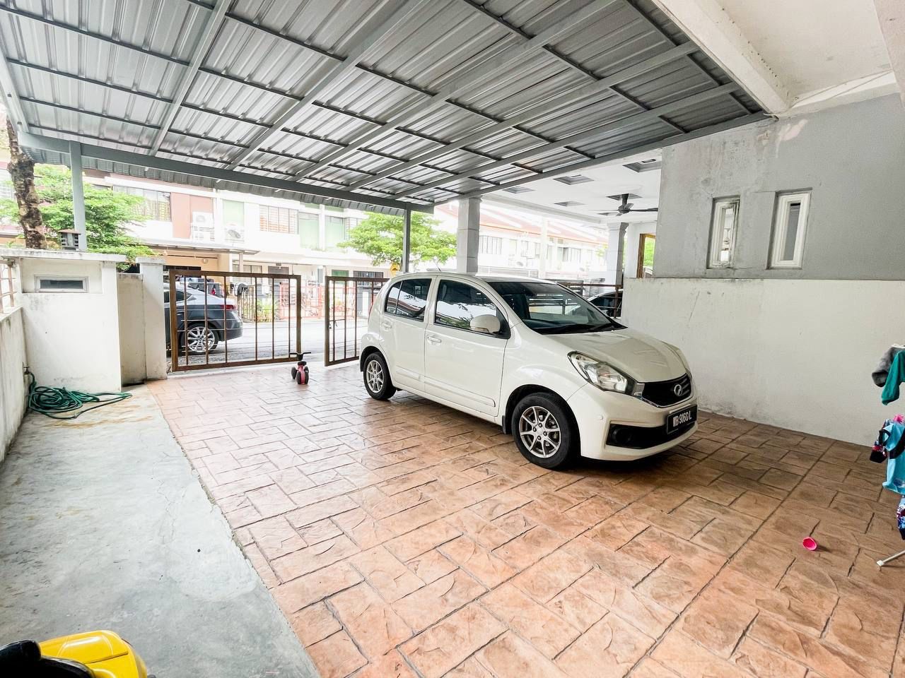 Double Storey Terrace Anggerik Perdana Kajang - photo 3