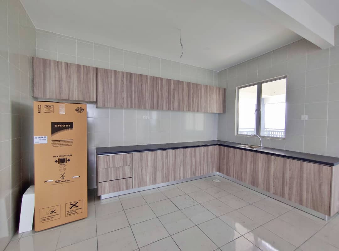 Partly Furnished Residensi Adelia Bangi Avenue - photo 4