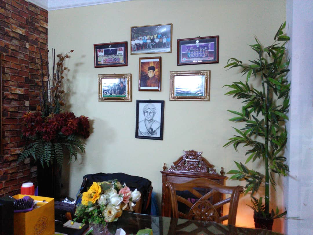 Renovated Double Storey Terrace Serdang Raya - photo 8