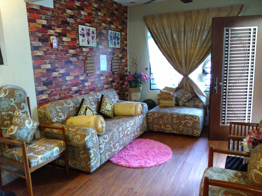 Renovated Double Storey Terrace Serdang Raya - photo 9