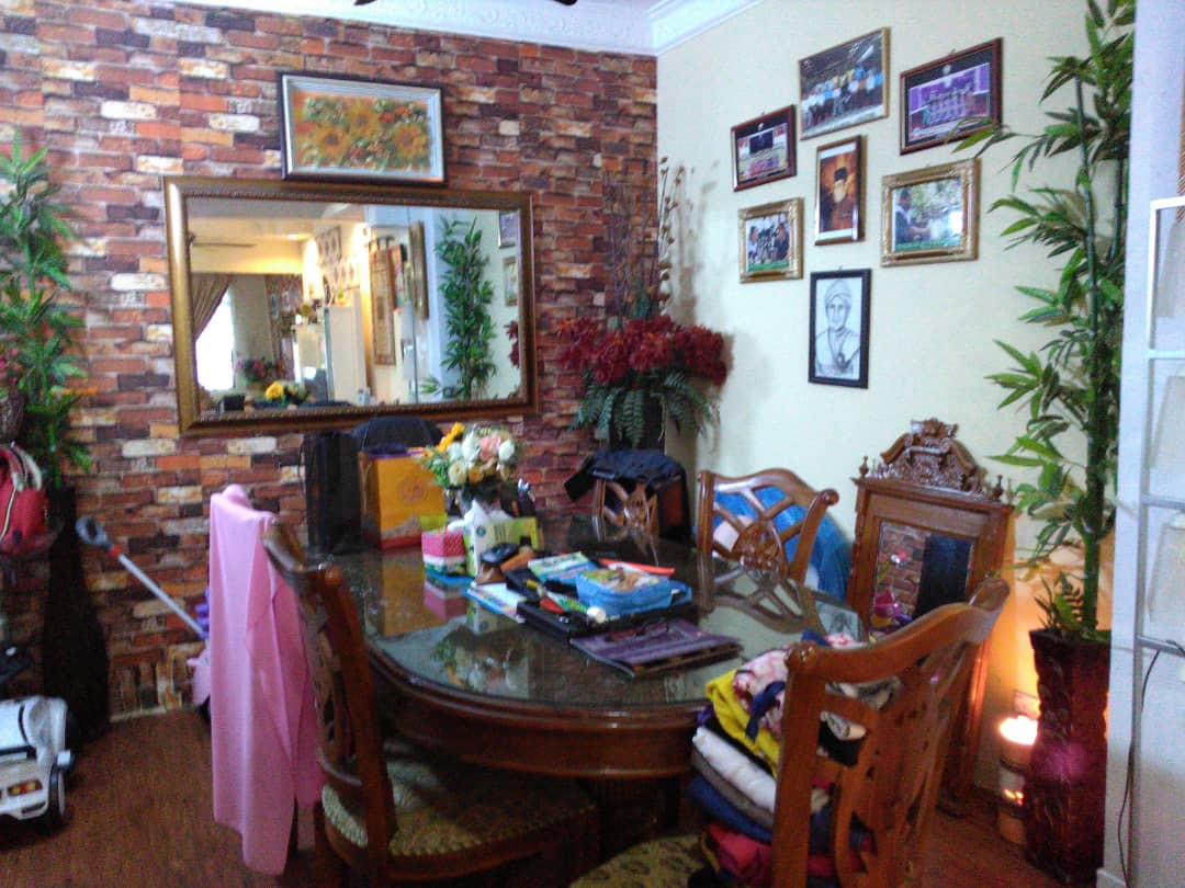 Renovated Double Storey Terrace Serdang Raya - photo 10