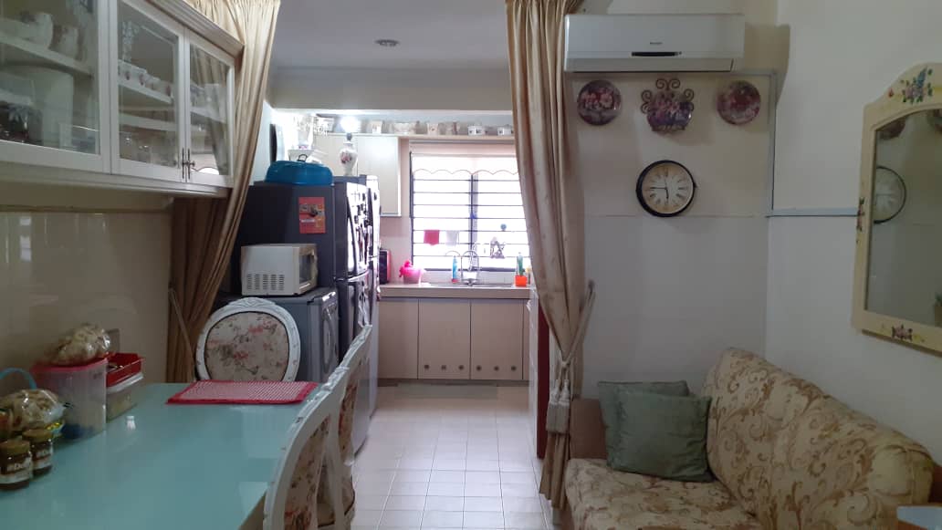 Double Storey Terrace Intermediate Seksyen 4 Bangi - photo 10