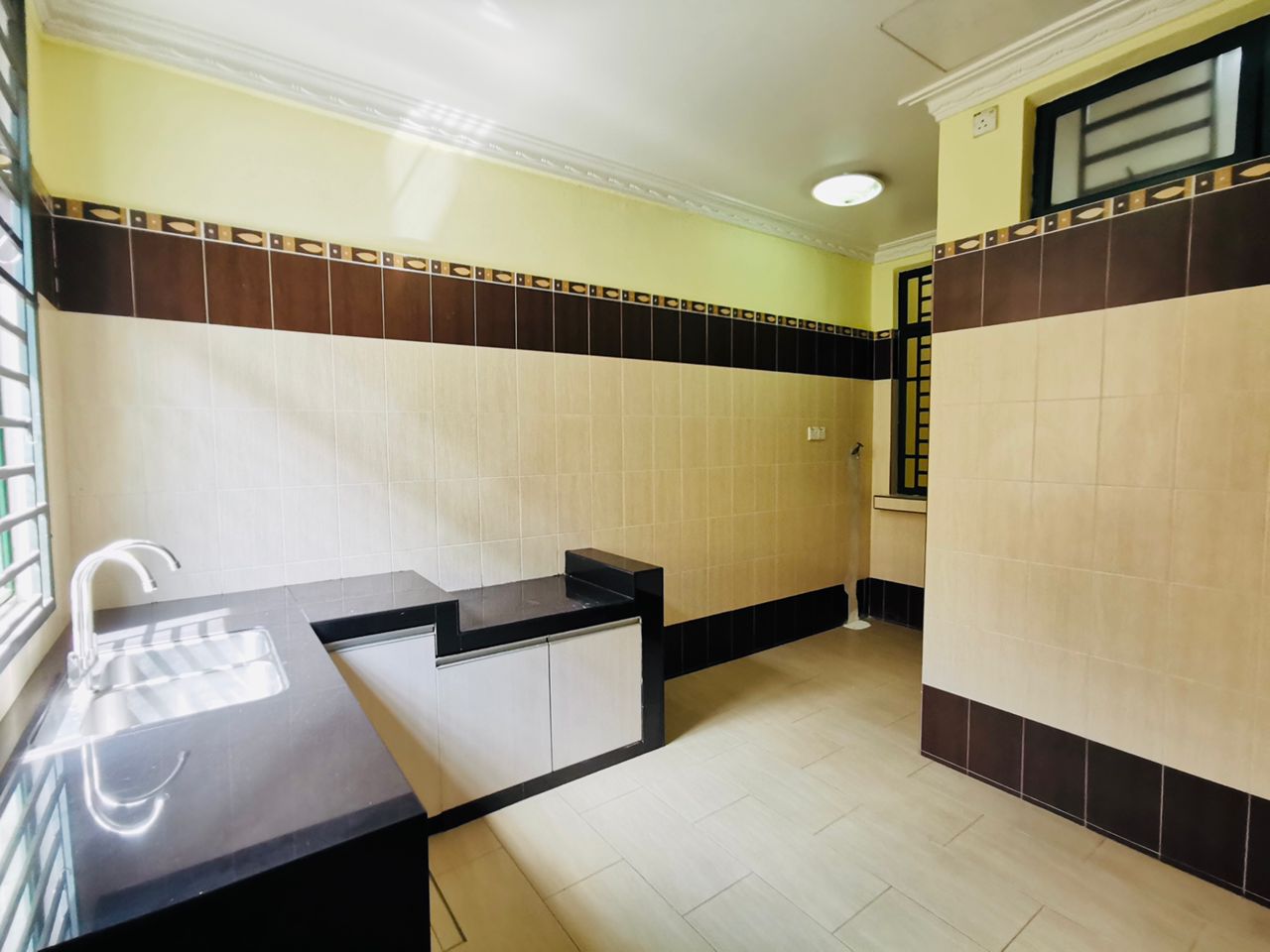 House For Sale at Taman Damansara Aliff, JB - photo 3