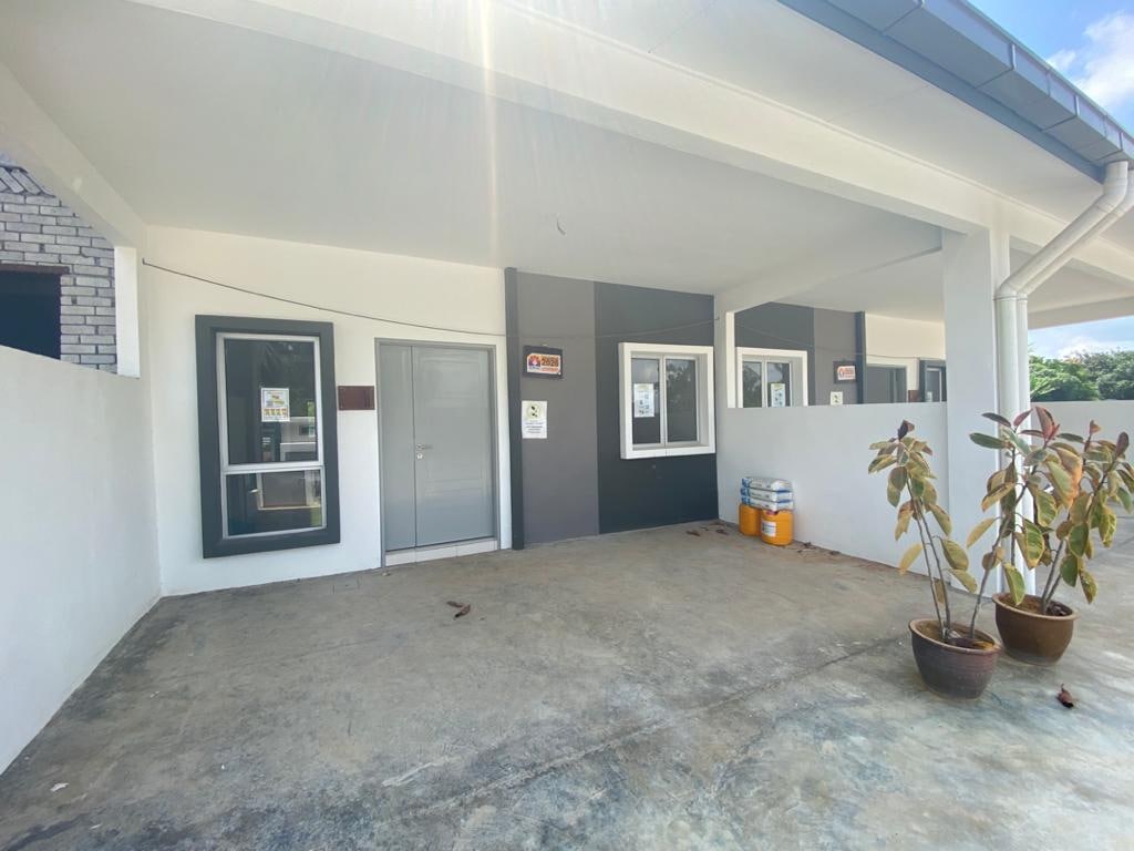 Double Storey Terrace House, Salak Tinggi - photo 2