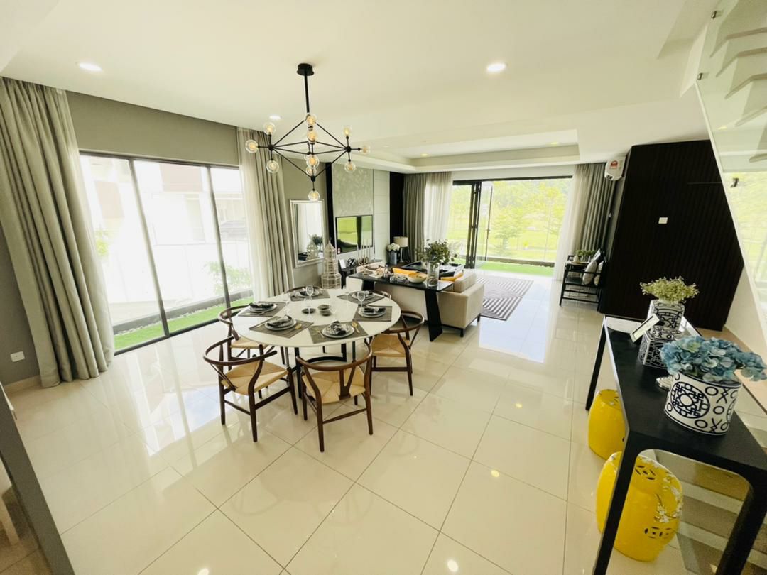 NEW LUXURY ECO LIVING AT CHERAS - photo 9