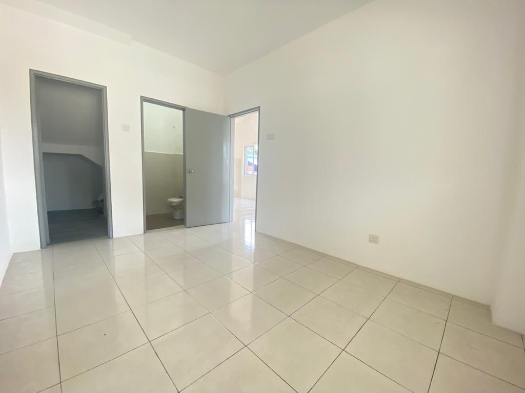 Double Storey Terrace House, Salak Tinggi - photo 12