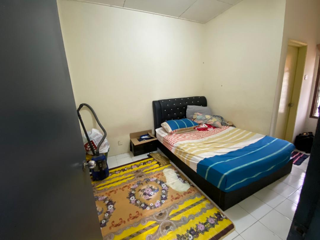 Single Storey Terrace Jln Telipot,Bkt Beruntung - photo 7