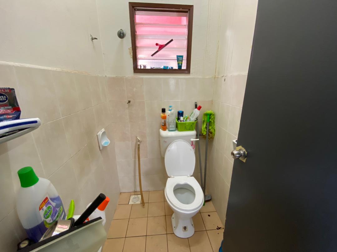 Single Storey Terrace Jln Telipot,Bkt Beruntung - photo 8