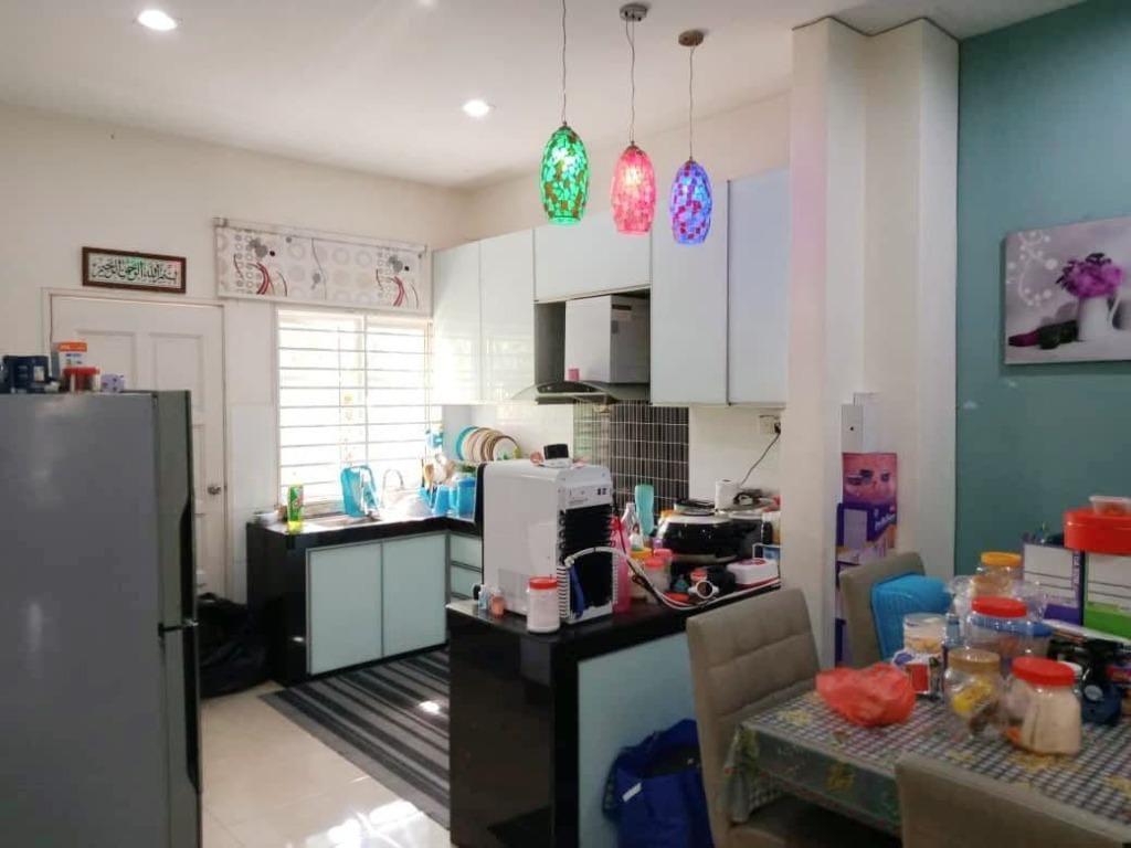 Double Storey Terrace Taman Anugerah Seksyen 32 - photo 3