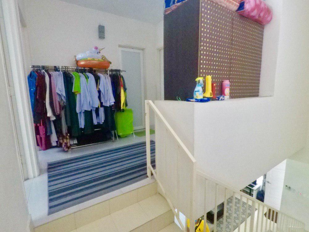 Double Storey Terrace Taman Anugerah Seksyen 32 - photo 6