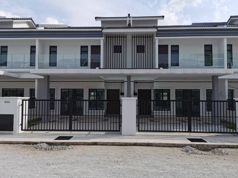 2 Storey Terrace House Desa Restu