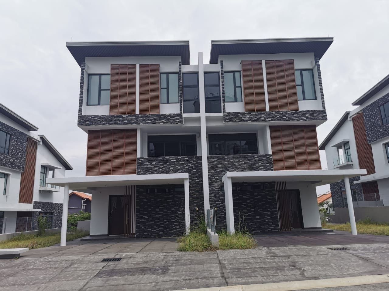 3 Storey Semi D Hijauan Enklaf Setia Alam