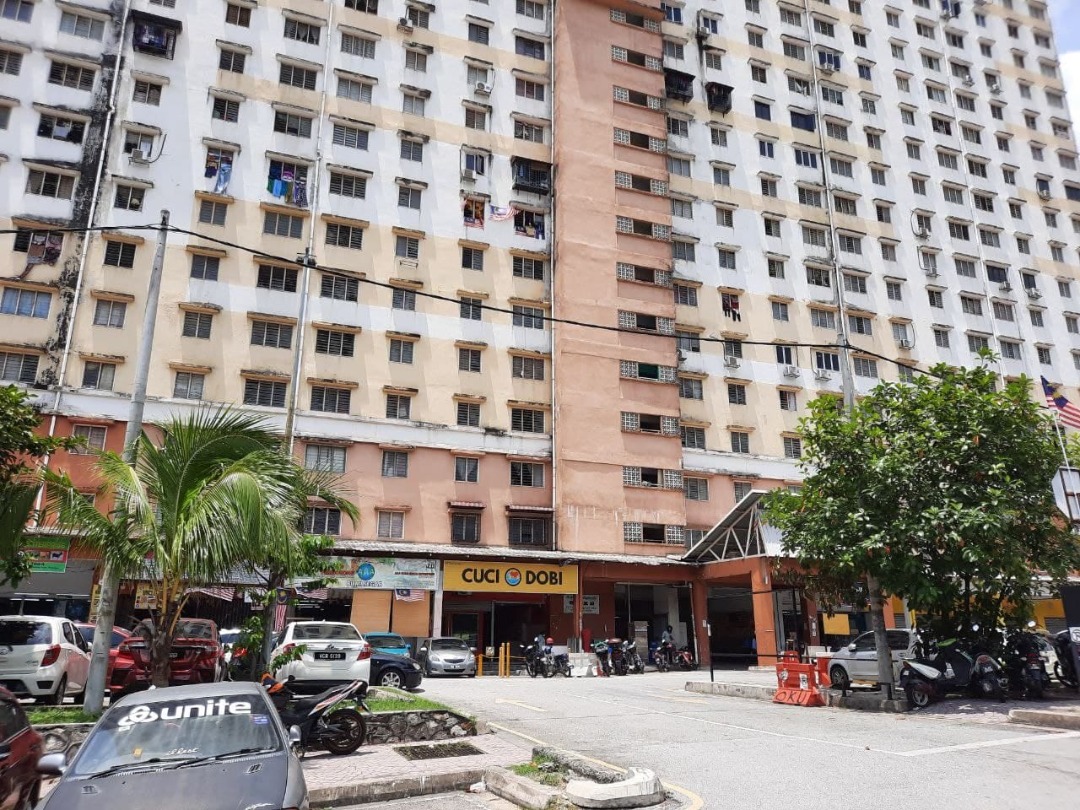 Apartment Flora Damansara 1