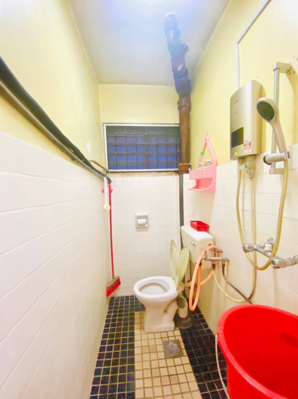 3 Storey Terrace House Taman Sri Muda Seksyen 25 - photo 6