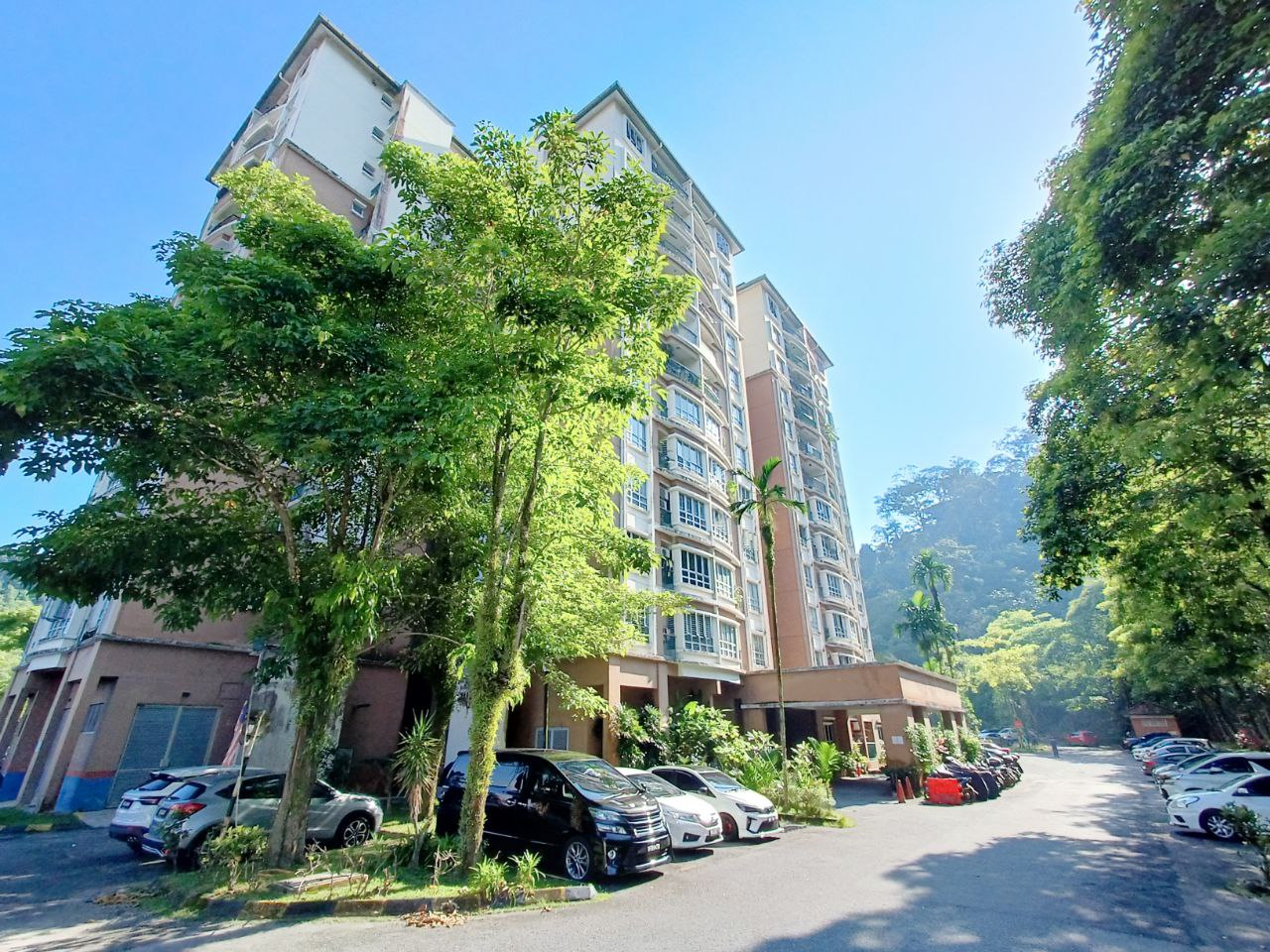 Tiara Intan Condominium Bukit Indah Ampang - photo 12