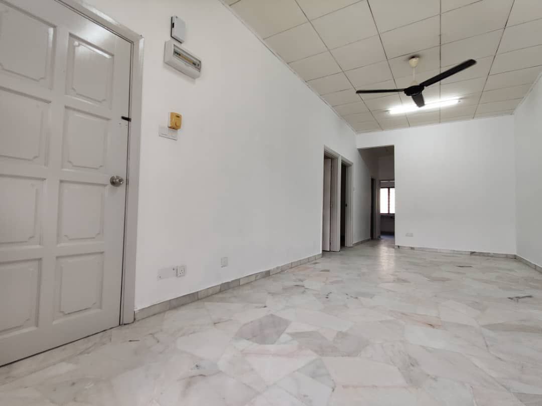 SINGLE STOREY TERRACE BANDAR TUN HUSSIEN ONN