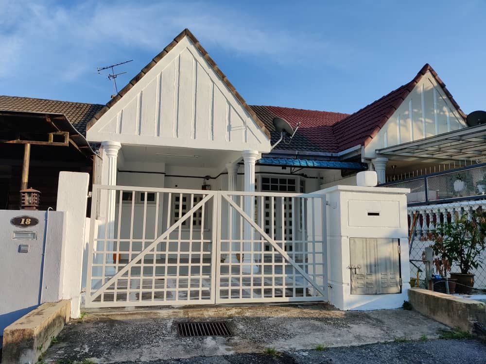 SINGLE STOREY TERRACE BANDAR TUN HUSSIEN ONN - photo 8