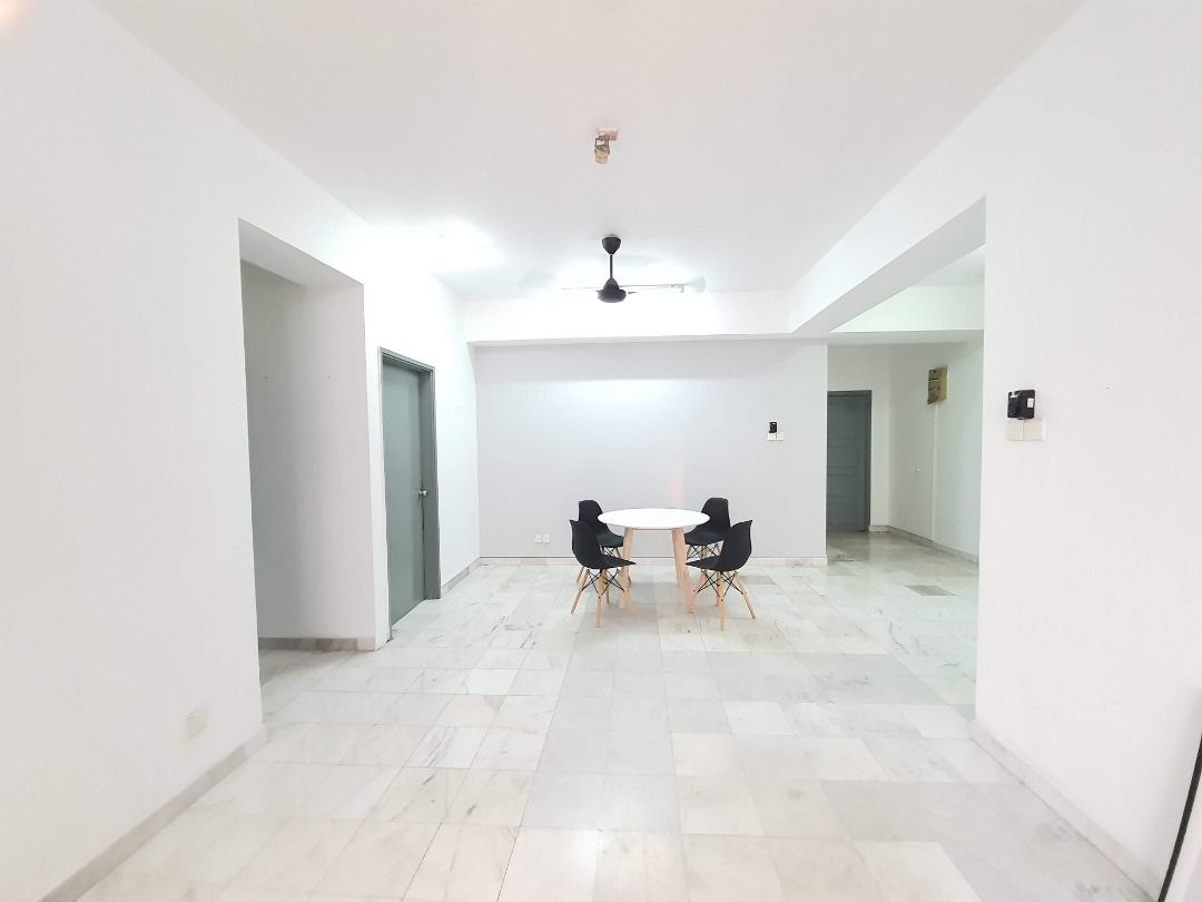 Villa Putra Condominium - photo 2