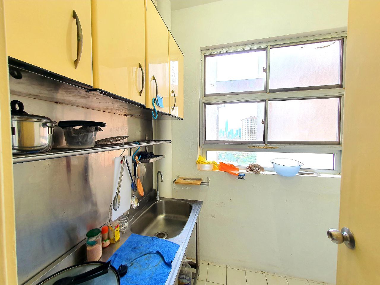 Seri Maya Condominium Jelatek - photo 13