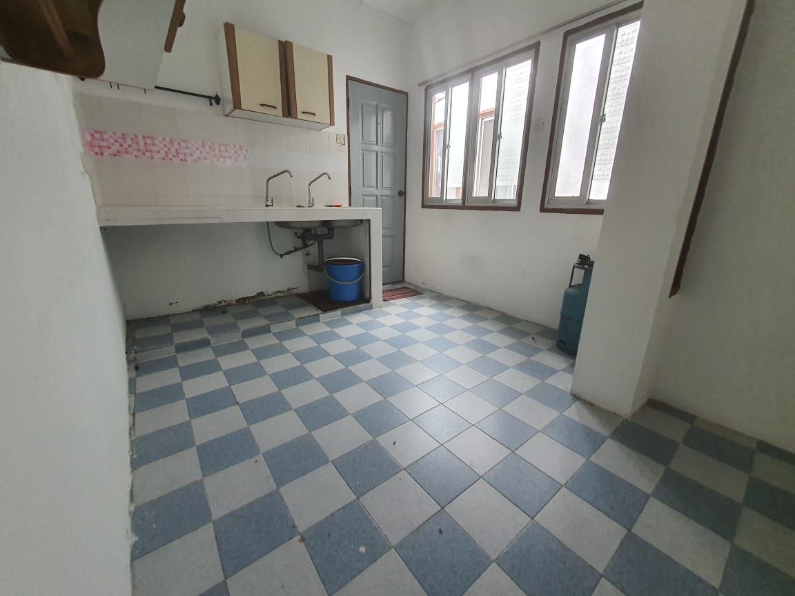 Single Storey SS5 Kelana Jaya - photo 4
