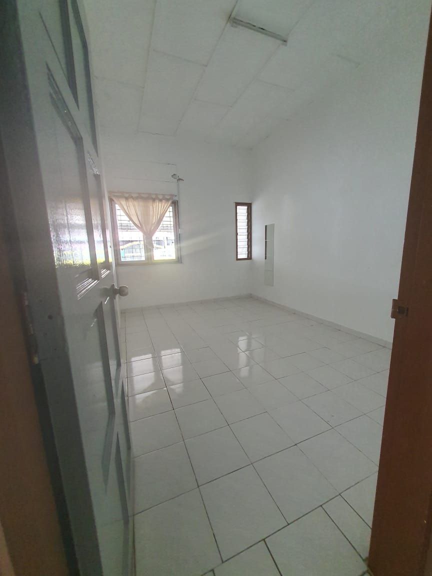 Single Storey SS5 Kelana Jaya - photo 8