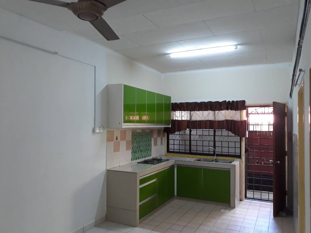 Single Storey Intermediate Taman Pelangi Semenyih - photo 2