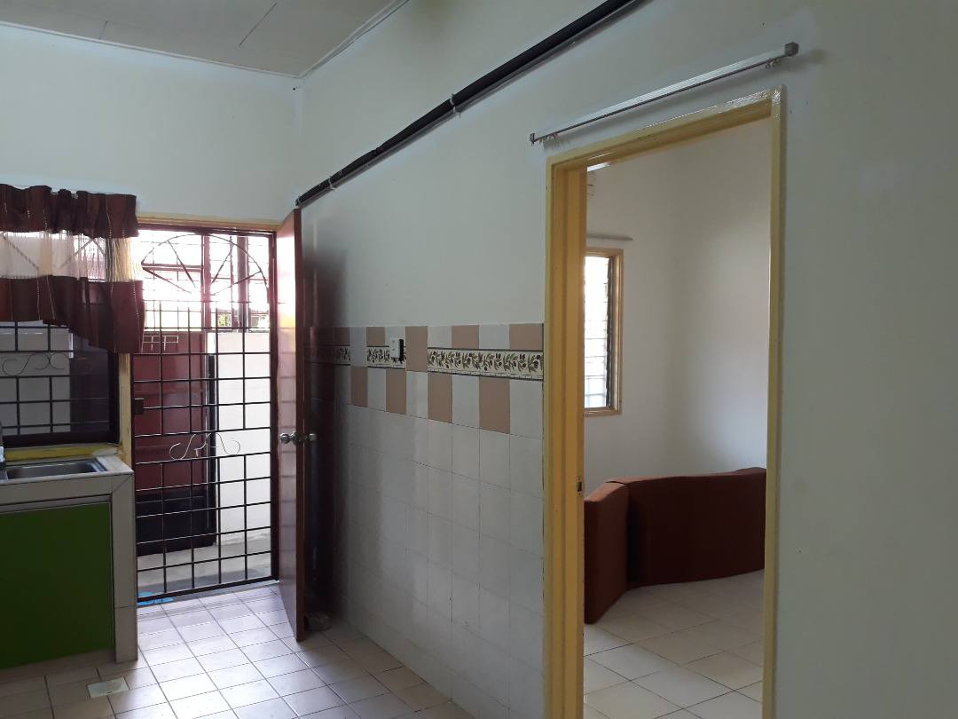 Single Storey Intermediate Taman Pelangi Semenyih - photo 3