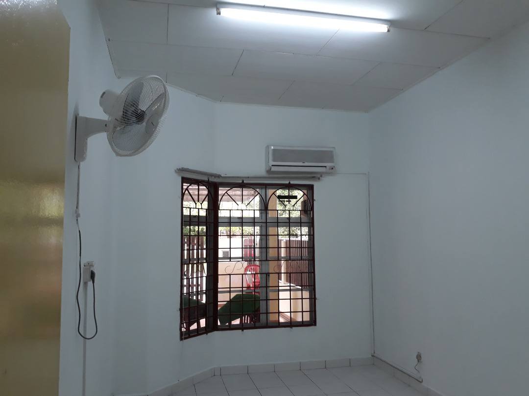 Single Storey Intermediate Taman Pelangi Semenyih - photo 5