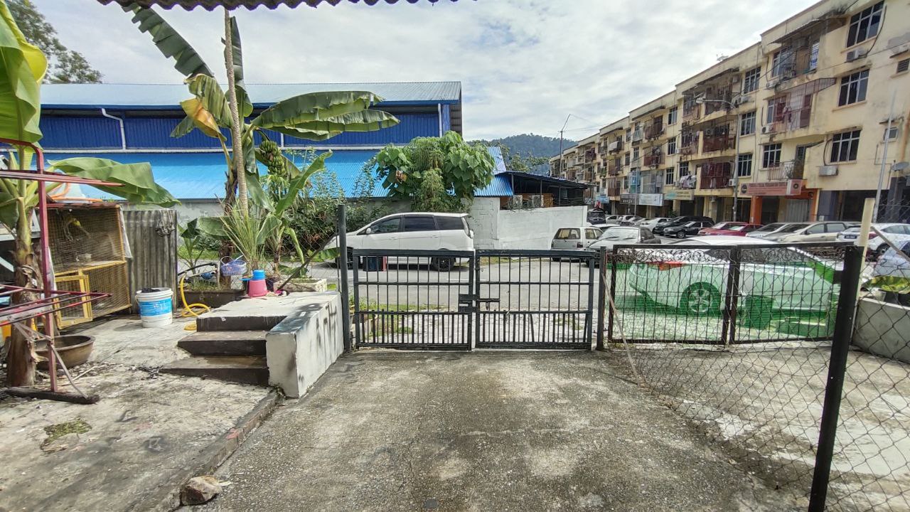 Double Storey Taman Usaha Jaya Kepong - photo 11