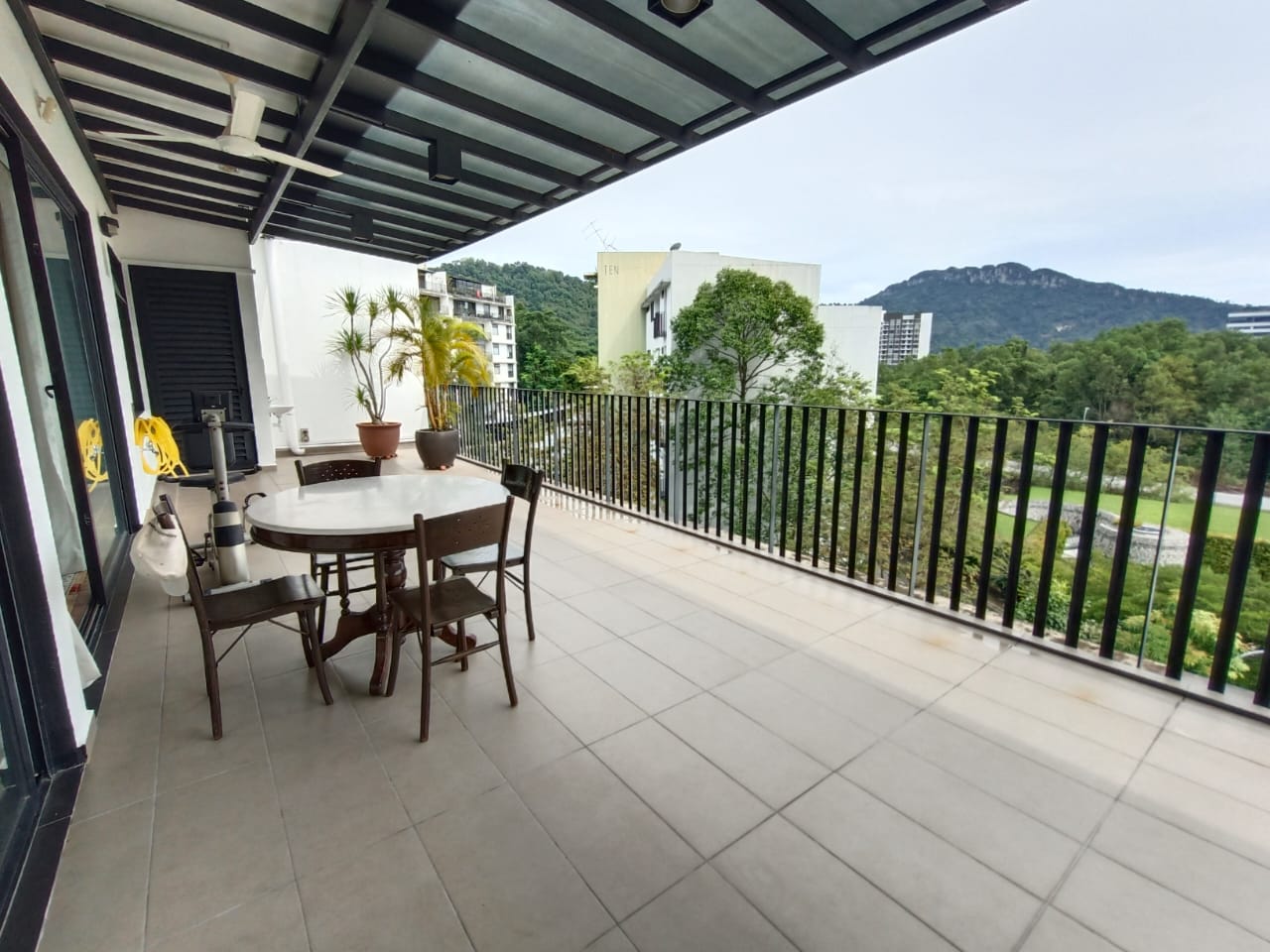 20 Trees Apartment Taman Melawati - photo 11