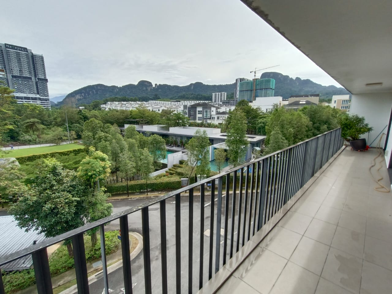 20 Trees Apartment Taman Melawati - photo 13