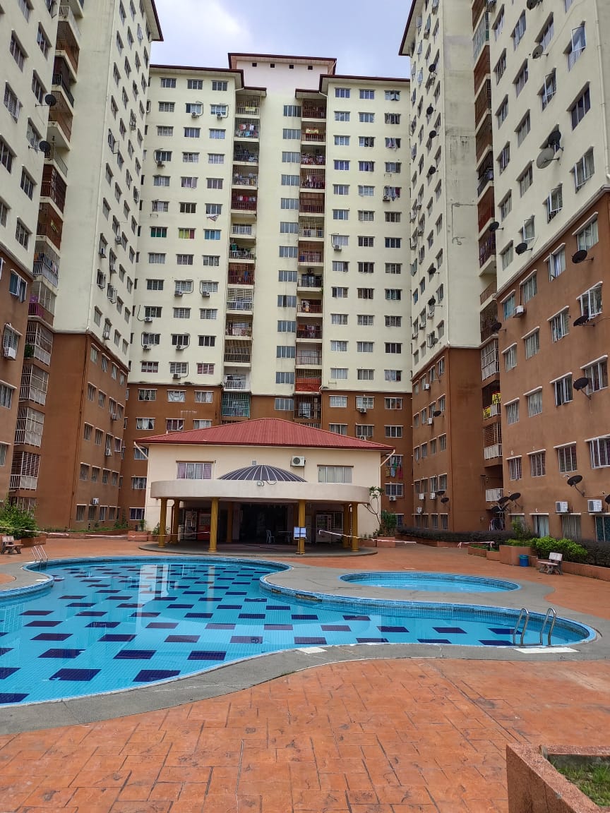 Selesa i Resort Apartment Kajang - photo 12