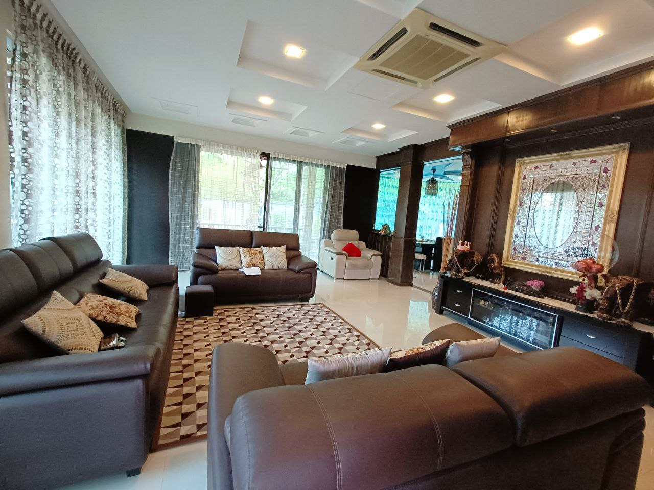 Laman Oakleaf Bukit Antarabangsa Ampang Selangor