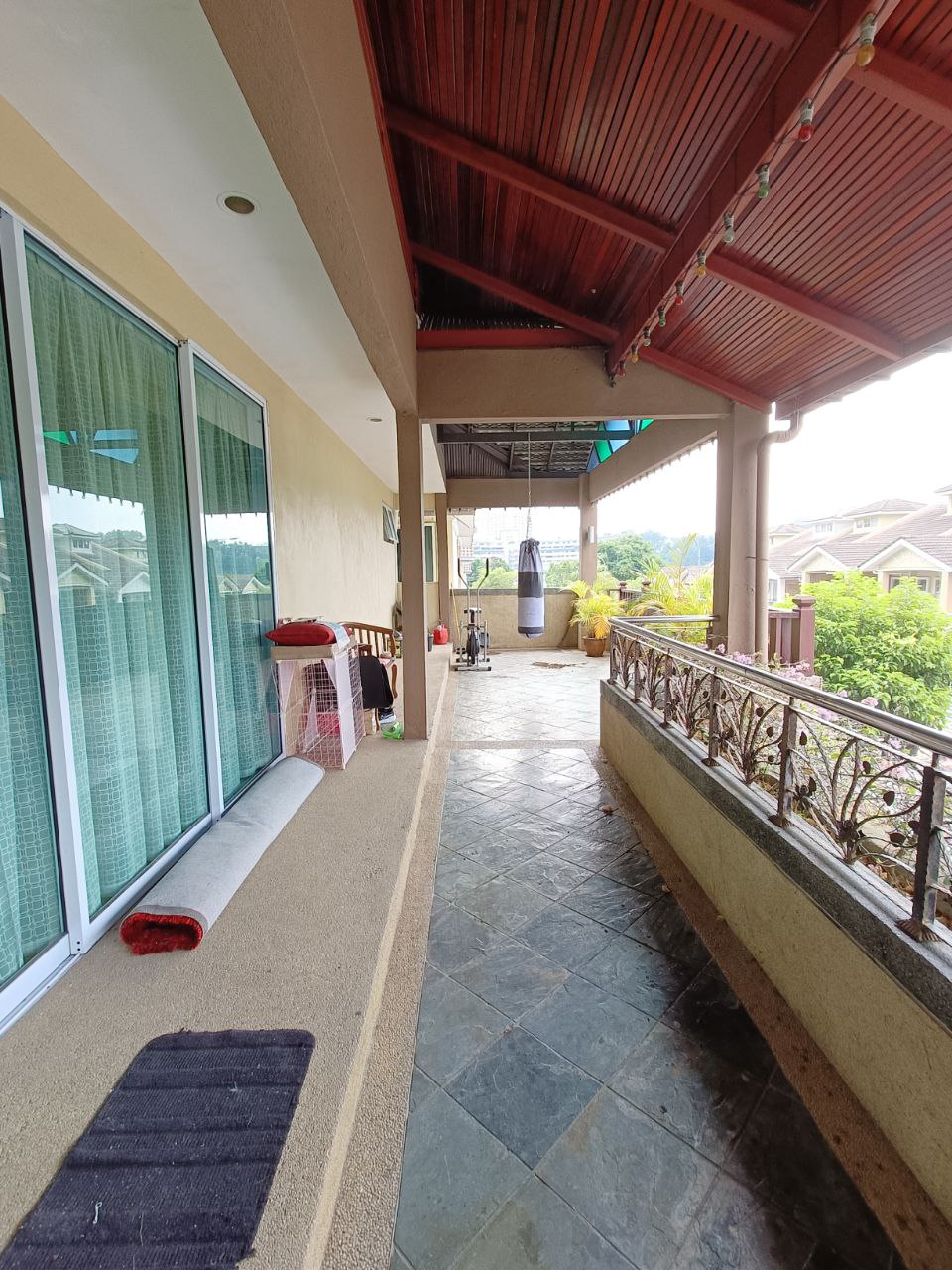 Laman Oakleaf Bukit Antarabangsa Ampang Selangor - photo 12