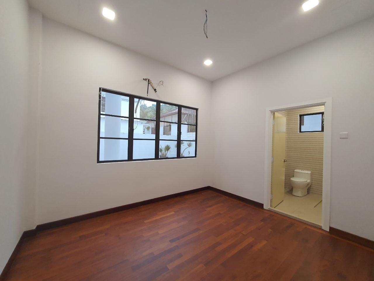 Bkt Antarabangsa Bungalow Corner Persiraan - photo 4
