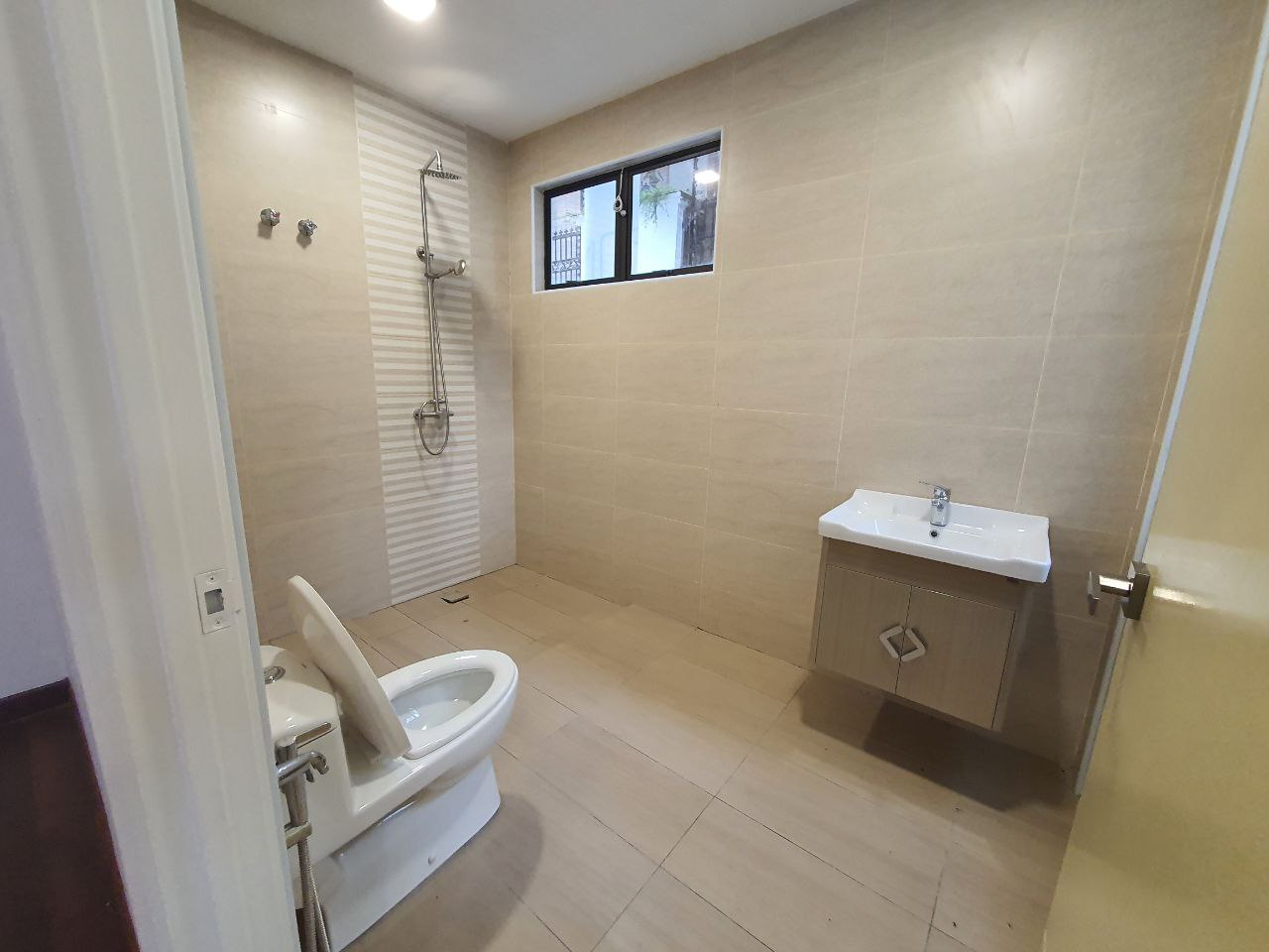 Bkt Antarabangsa Bungalow Corner Persiraan - photo 8