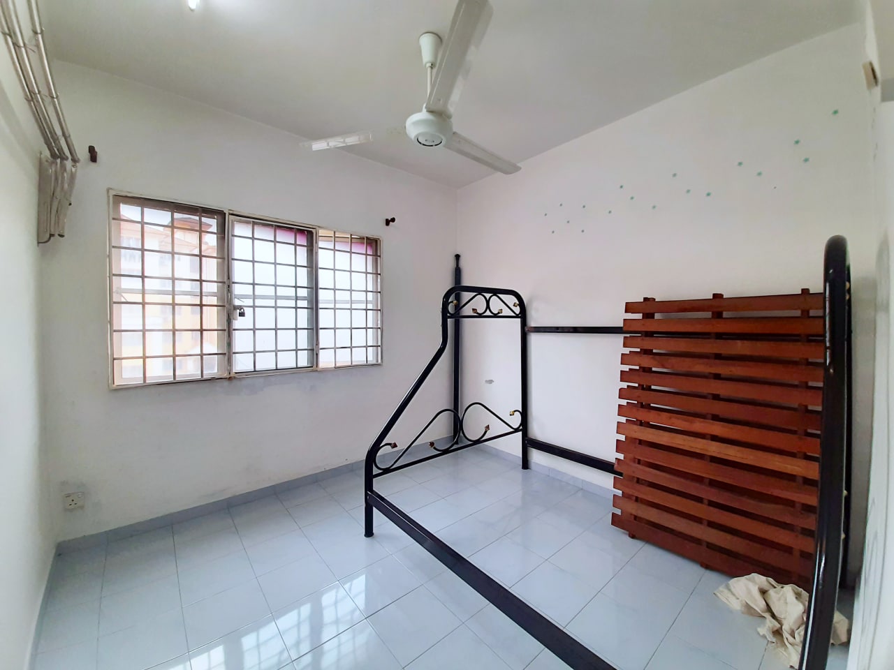 Apartmen Sri Baiduri Taman Bkt Indah Ampang - photo 5
