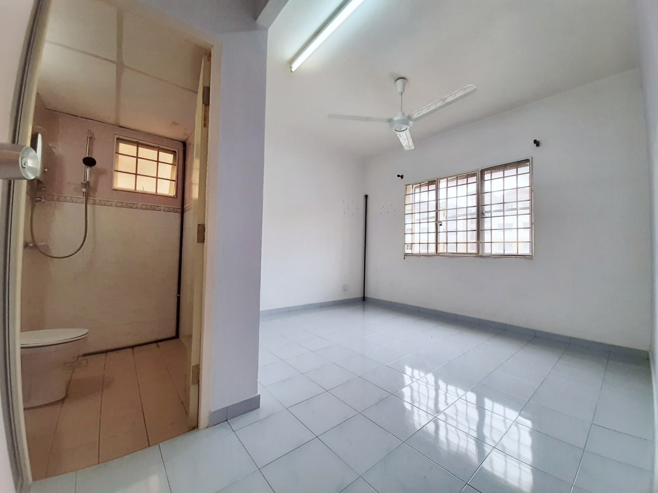 Apartmen Sri Baiduri Taman Bkt Indah Ampang - photo 6