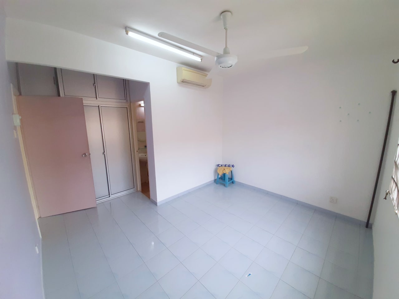 Apartmen Sri Baiduri Taman Bkt Indah Ampang - photo 12