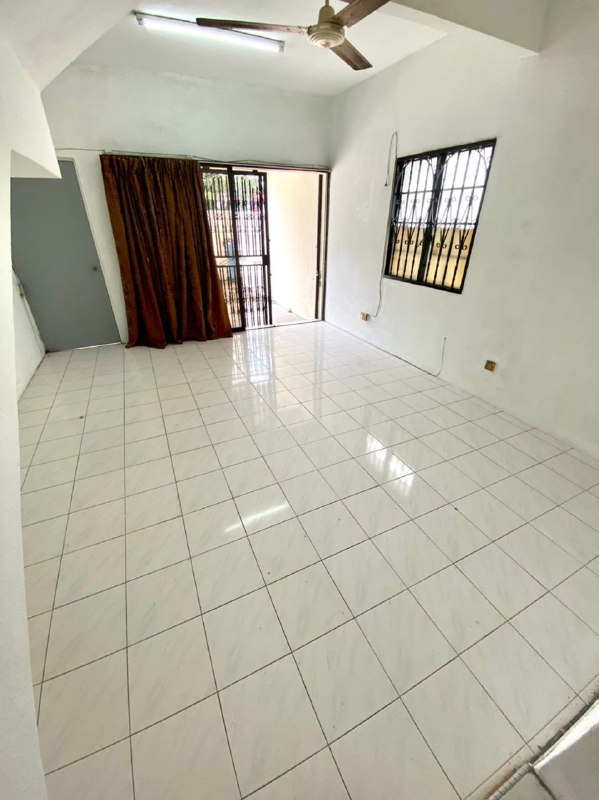 Taman Putra ampang 3 Storey Terrace End Lot - photo 2
