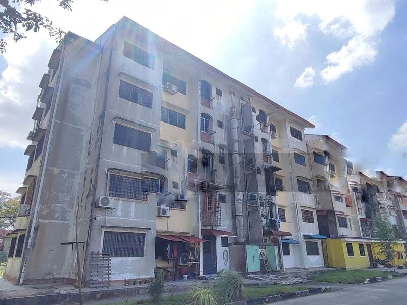 Flat PKNS seksyen 24 Shah Alam Block 46