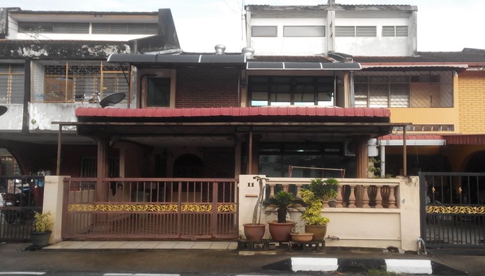 Double Storey Fully Reno Taman Gemuruh